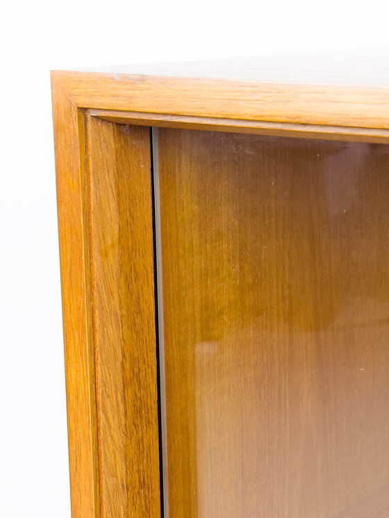 Image 1 of Buffet vintage en teck avec portes coulissantes, 1971