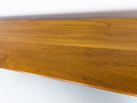 Image 1 of Buffet vintage en teck avec portes coulissantes, 1971