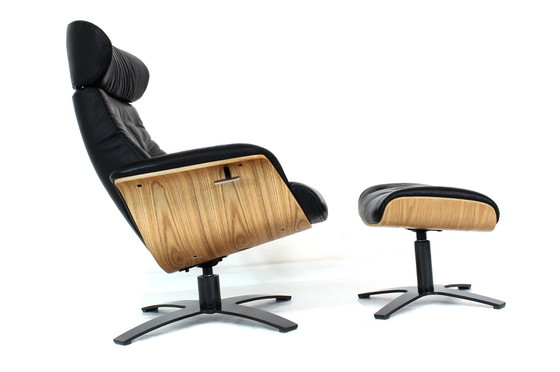 Image 1 of As New! Multi-Functional Scandinavian Lounge Chair / Armchair with Leather and Oak