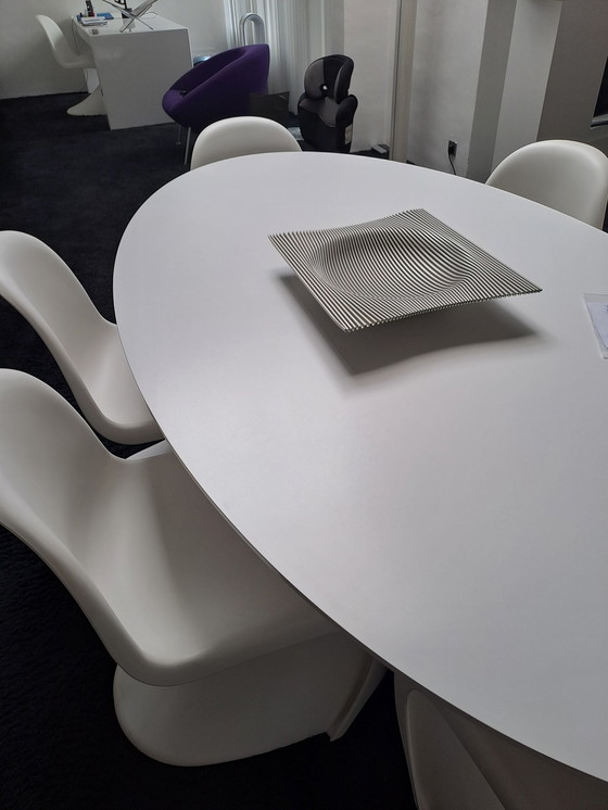 Image 1 of Cilo/Arco Dining Table, Hpl White, Oval Table Top, Rial 9003 Lacquered Column, Concrete Base