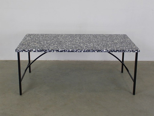 Tabula Fogia Note Design Coffee Table