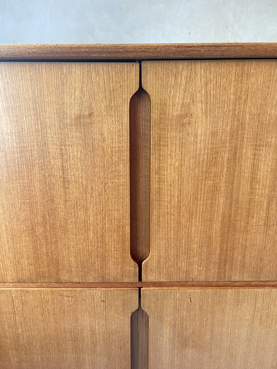 Image 1 of Credenza Borge Mogensen per Fredericia Stolefabrik Danimarca anni '60 - Cassettiera danese dal design moderno in teak su bas