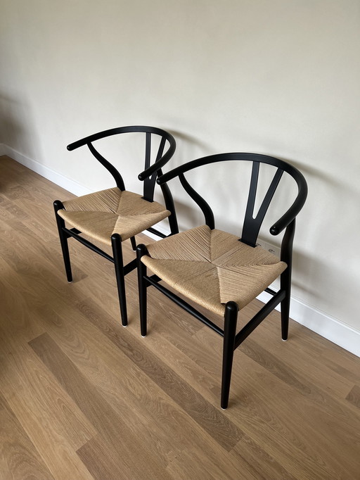 2x Ch24 Wishbone Chair Soft Edition