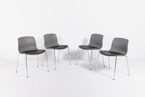 Ensemble de 4 chaises design danoises de HAY A propos d'une chaise