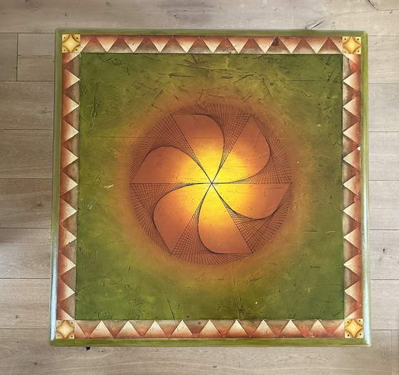 Image 1 of Mesa de centro con tablero con ilustraciones