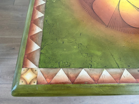 Image 1 of Mesa de centro con tablero con ilustraciones