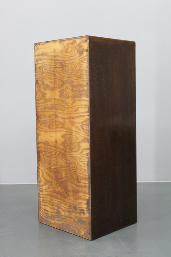 Image 1 of Gabinete de oficina de madera con tambor de la década de 1950 