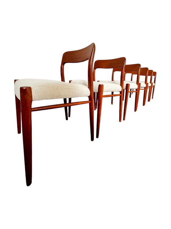 Image 1 of Set of 6 teak chairs