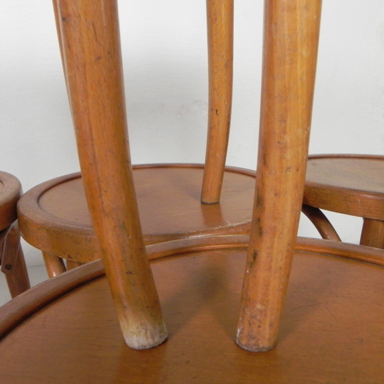 Image 1 of Tabourets en hêtre de style Thonet, années 1950