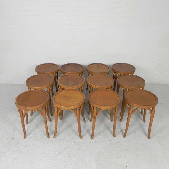 Image 1 of Tabourets en hêtre de style Thonet, années 1950