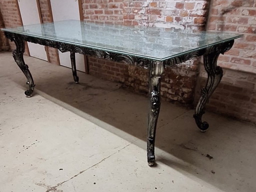 Baroque table with new laminated and crackled glass top