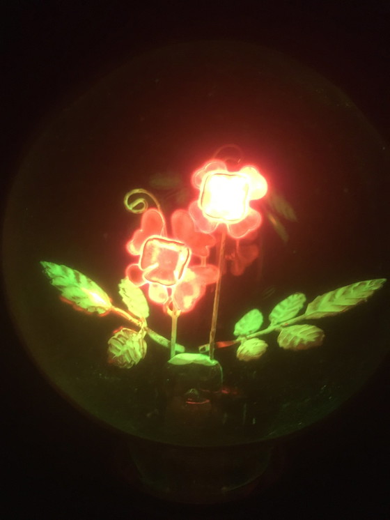 Image 1 of Aerolux gas discharge lamp with flowers and leaves