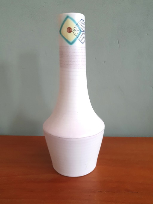 Tiko Gouda vase 1027 Majola