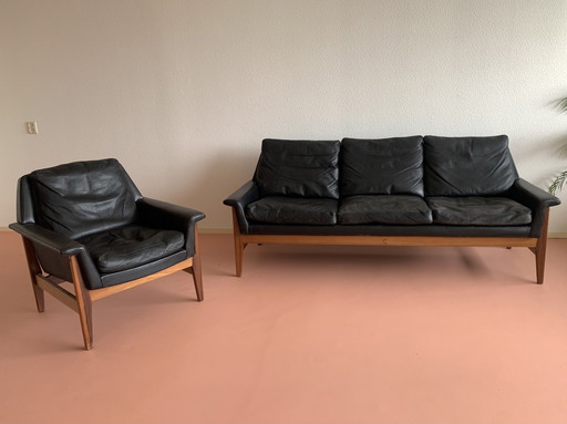 Upper Camp Sofa And Armchair In Rosewood And Leather