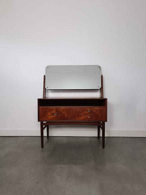 Second hand dressing table online sale