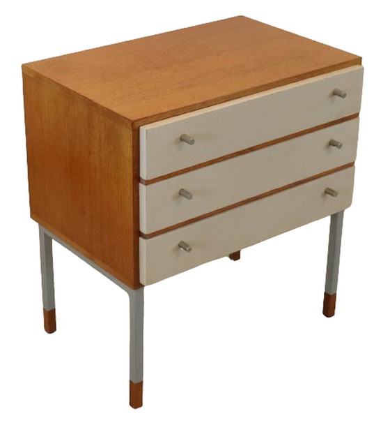 Image 1 of Cassettiera/comodino 'Loenen' vintage