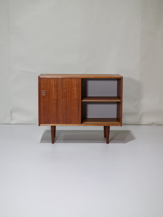 Image 1 of Cabinet with sliding doors Danish lp cabinet