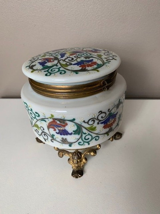 Image 1 of Tarro antiguo con tapa