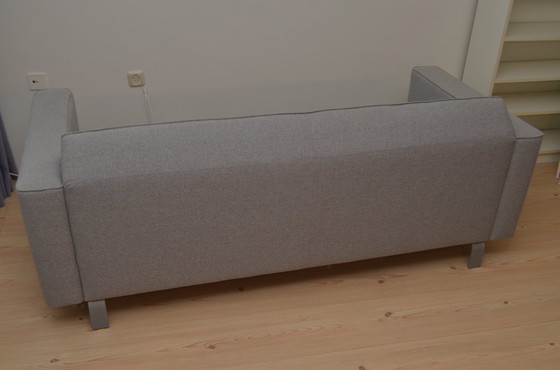 Image 1 of Sofa Montel