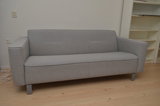 Image 1 of Sofa Montel