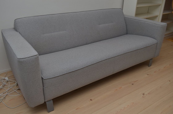 Image 1 of Sofa Montel