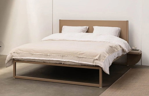 Robust Amsterdam - Bed Frame 1° (180X200) - As Good As New