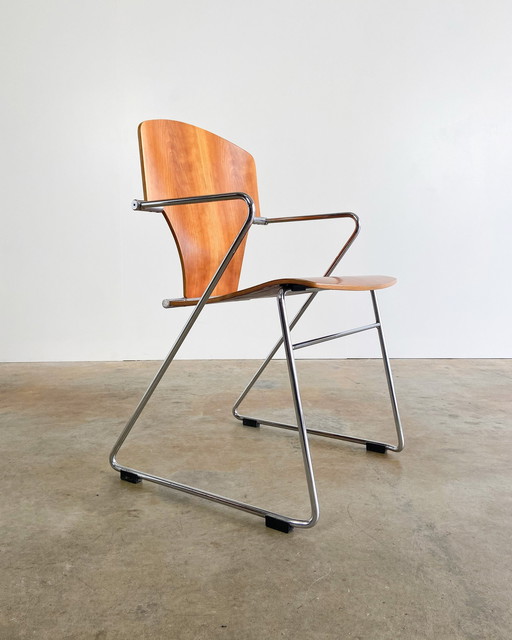 10X Stua Egoa Chair By Josep Mora