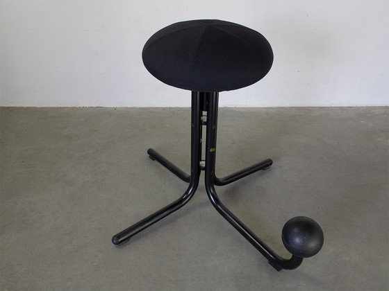 Image 1 of Globe concept high ergonomic stool design Peter Opsvik