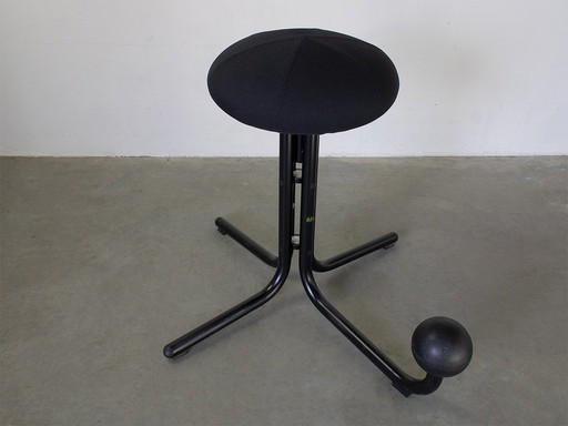 Globe concept tabouret ergonomique haut design Peter Opsvik