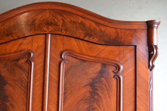 Image 1 of Antique Mahogany Bow Cabinet.