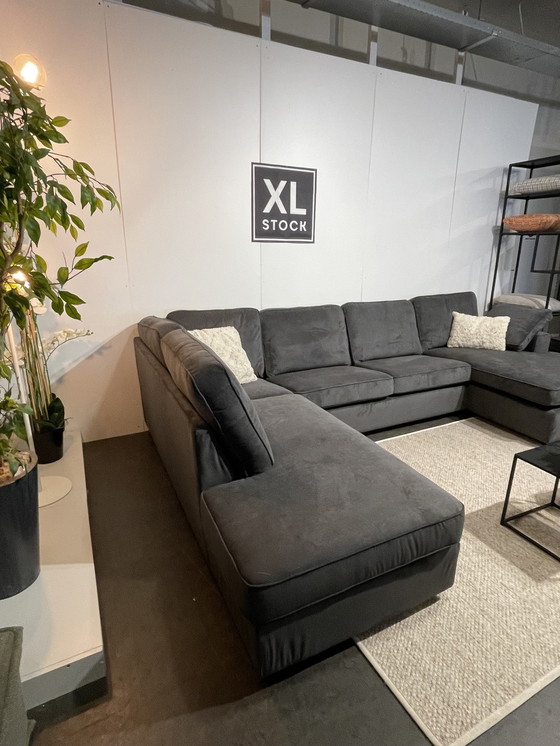 Image 1 of Xl Stock U-Bank