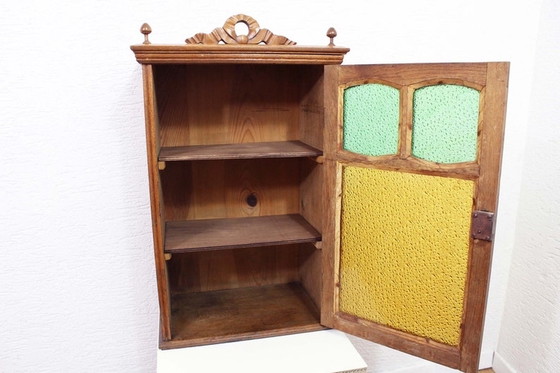 Image 1 of Vintage showcase