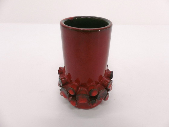 Image 1 of Red Ceralux vase Hans Welling - Ceramano 1960