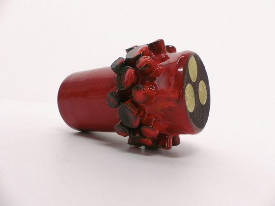 Image 1 of Red Ceralux vase Hans Welling - Ceramano 1960