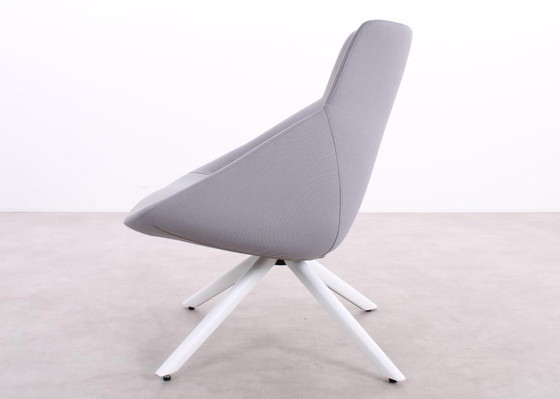 Image 1 of Forma 5 Bow lounge chair gray