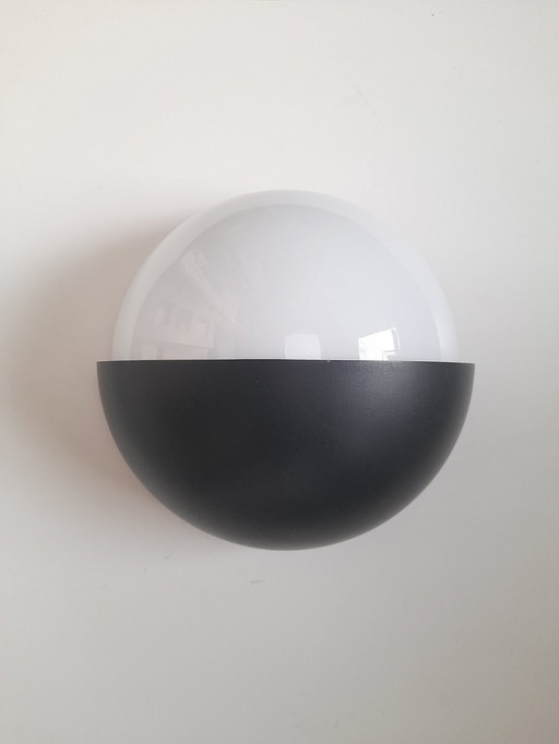 Linimalist wall lamp Bega 1119 1980s