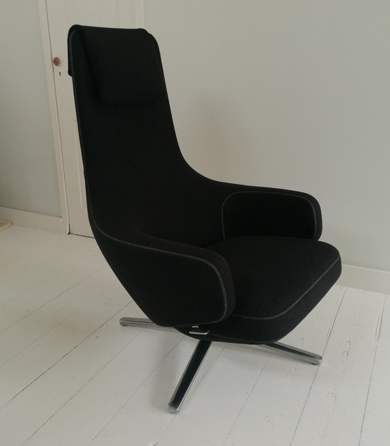 Image 1 of Vitra grand repos design chair