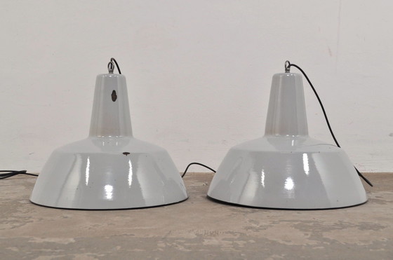 Image 1 of Lampes vintage en émail