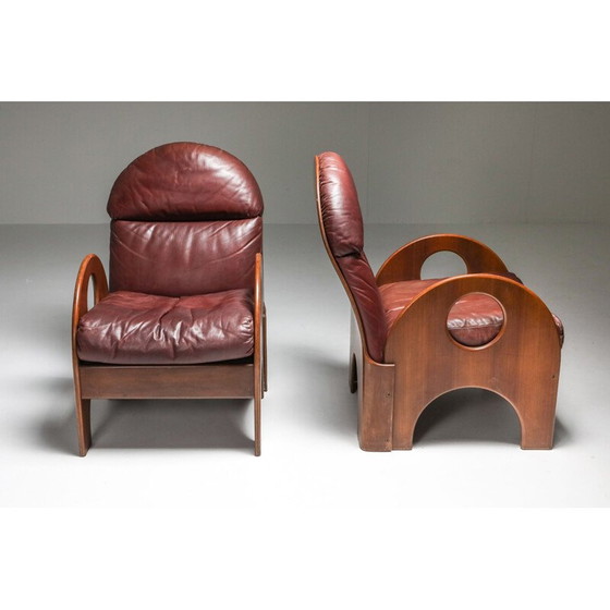 Image 1 of Pair of vintage red leather and walnut armchairs "Arcata" by Gae Aulenti, Italy 1968