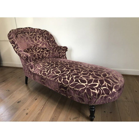 Image 1 of Vintage fabric daybed