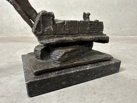 Image 1 of Bronze statue - excavator