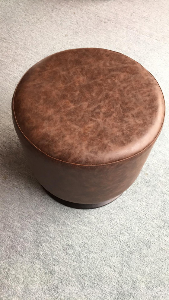 Image 1 of rotatable ottoman