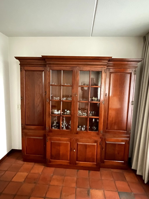 Manor Furniture Buffet Cabinet