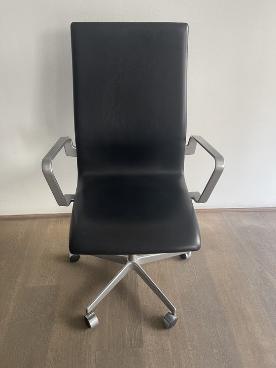 Image 1 of Fritz Hansen Oxford, chaise de bureau mi-haute d'Arne Jacobsen