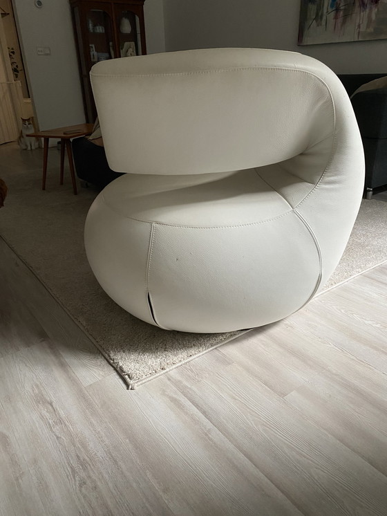 Image 1 of Leolux Gisa swivel chair