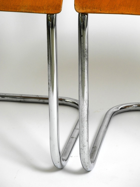 Image 1 of Cuatro sillas voladizas Bauhaus de acero tubular de la década de 1930, diseñadas por Mart Stam para Robert Slezak (República Che