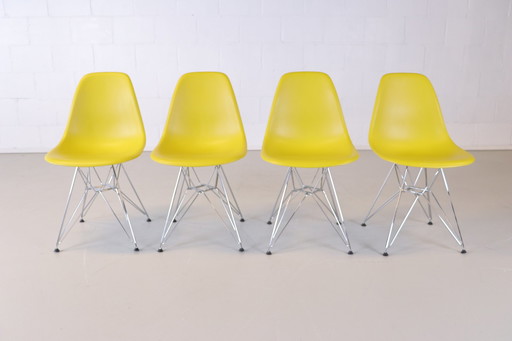 4x Vitra Eames Plastic DSR