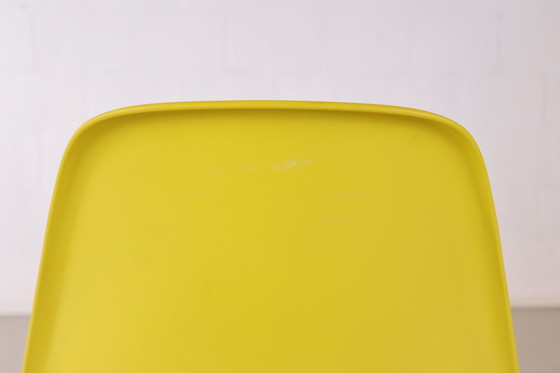 Image 1 of 4x Vitra Eames Plastic DSR groen/geel