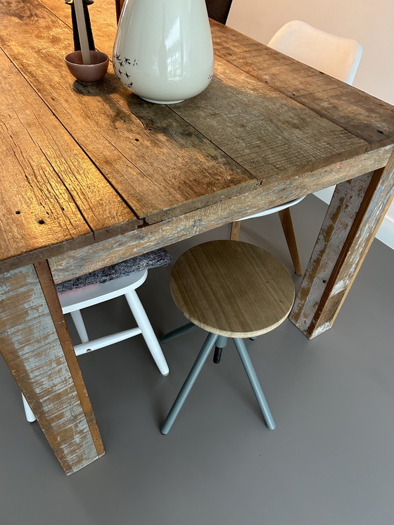 Image 1 of Mesa de comedor de madera de andamio brasileña