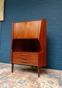 Meuble d'angle vintage / Meuble bar